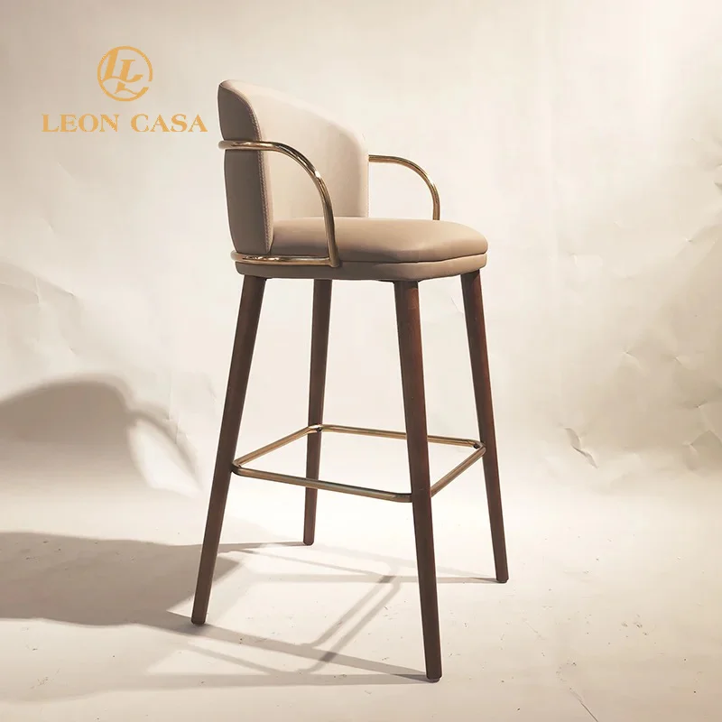 Custom Italy Design Factory Price Bar Chairs Wooden Bar Stools Comfortable Counter Height Bar Stools