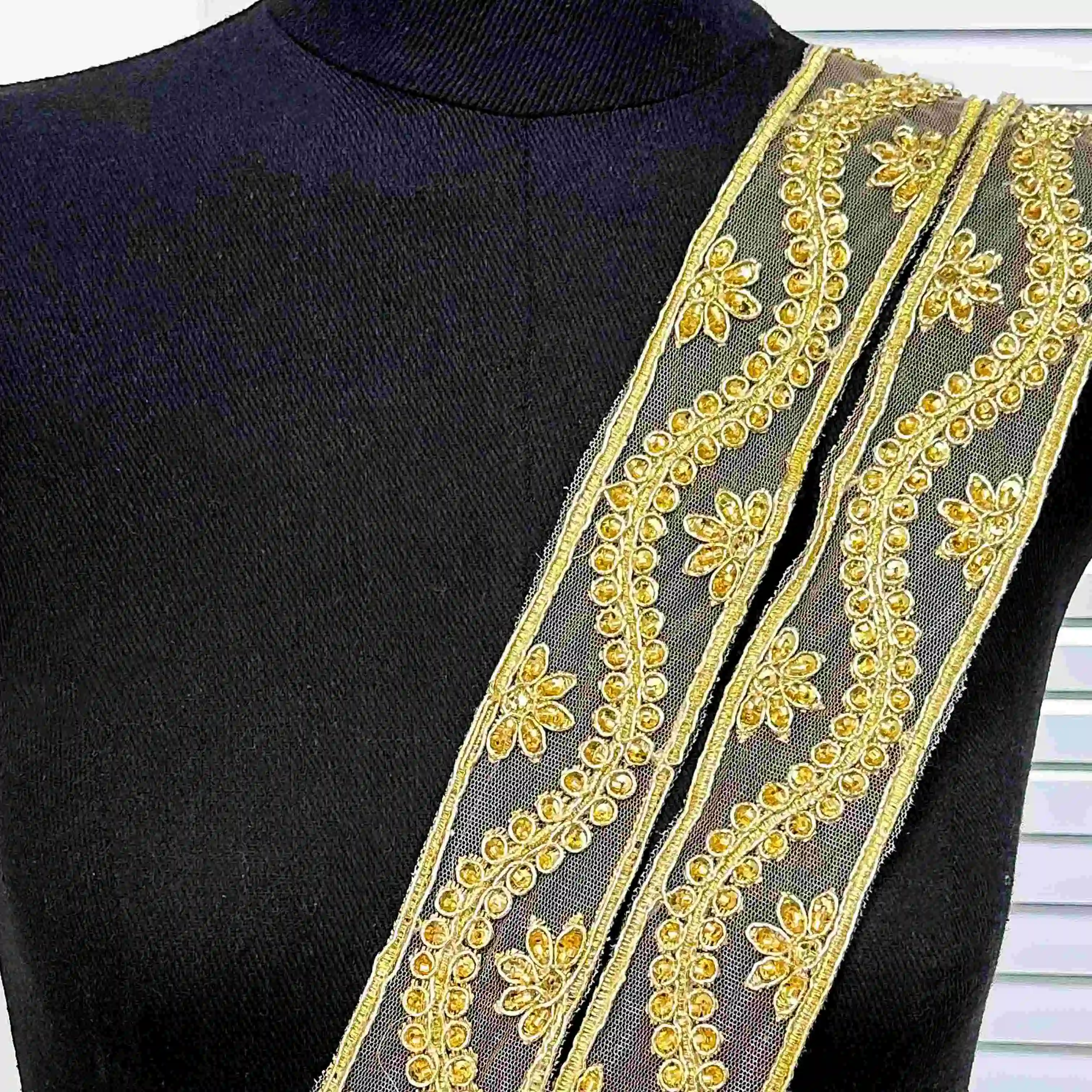 Spot handmade lace bodysuits with rhinestone inlay sequins, diamond shaped accessories and accessories