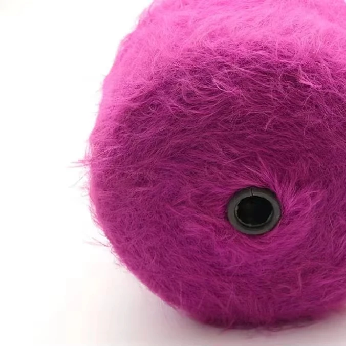 New 100% nylon yarn lint-free 5cm mink-like filament feather yarn used for knitting sweaters and hats
