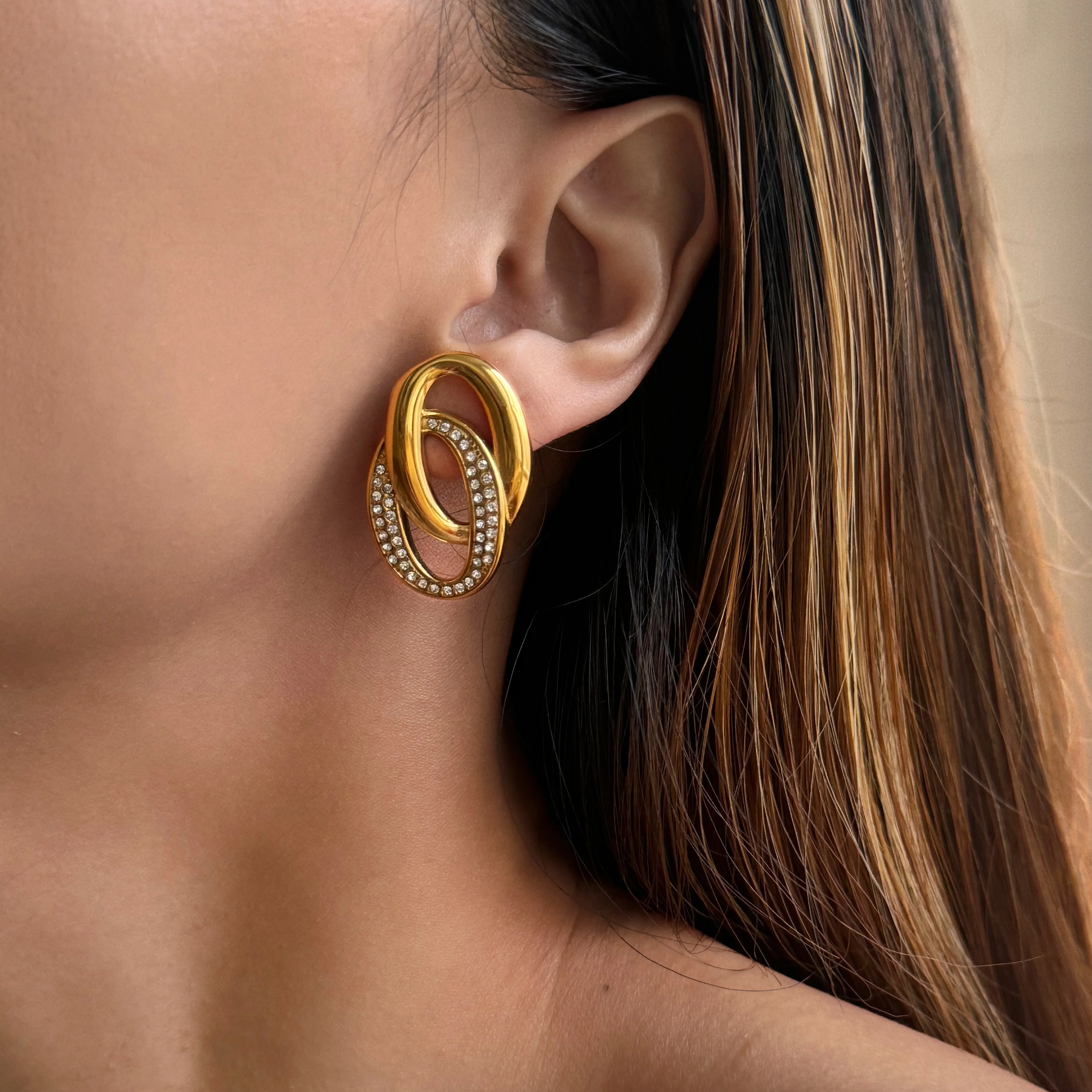 2024 Dazan New 18k Gold Plated Unique Hypoallergenic Stainless Steel Classic Double Circle Iced Out Zircon Artist Earrings