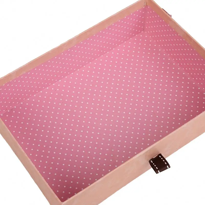 Gift Boxes Cyprus Supplier Box Suitvase Ornament Big Doll Pull Out Light Up Oem Hair Red Bull Self Tan Wax Melt In Heart