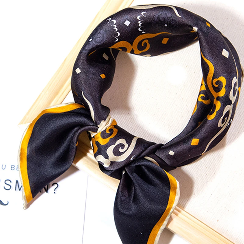 Wholesale China 100% Pure Silk Twill Square Scarves Fashion Custom Digital Printed Own Design Silk Scarf