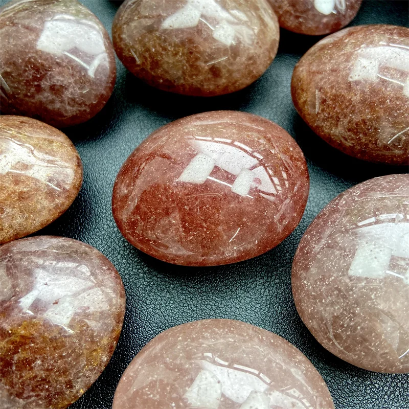 Wholesale Nature-Based Stone High Quality Strawberry Quartz Palm Stone for Home Spiritual Decor