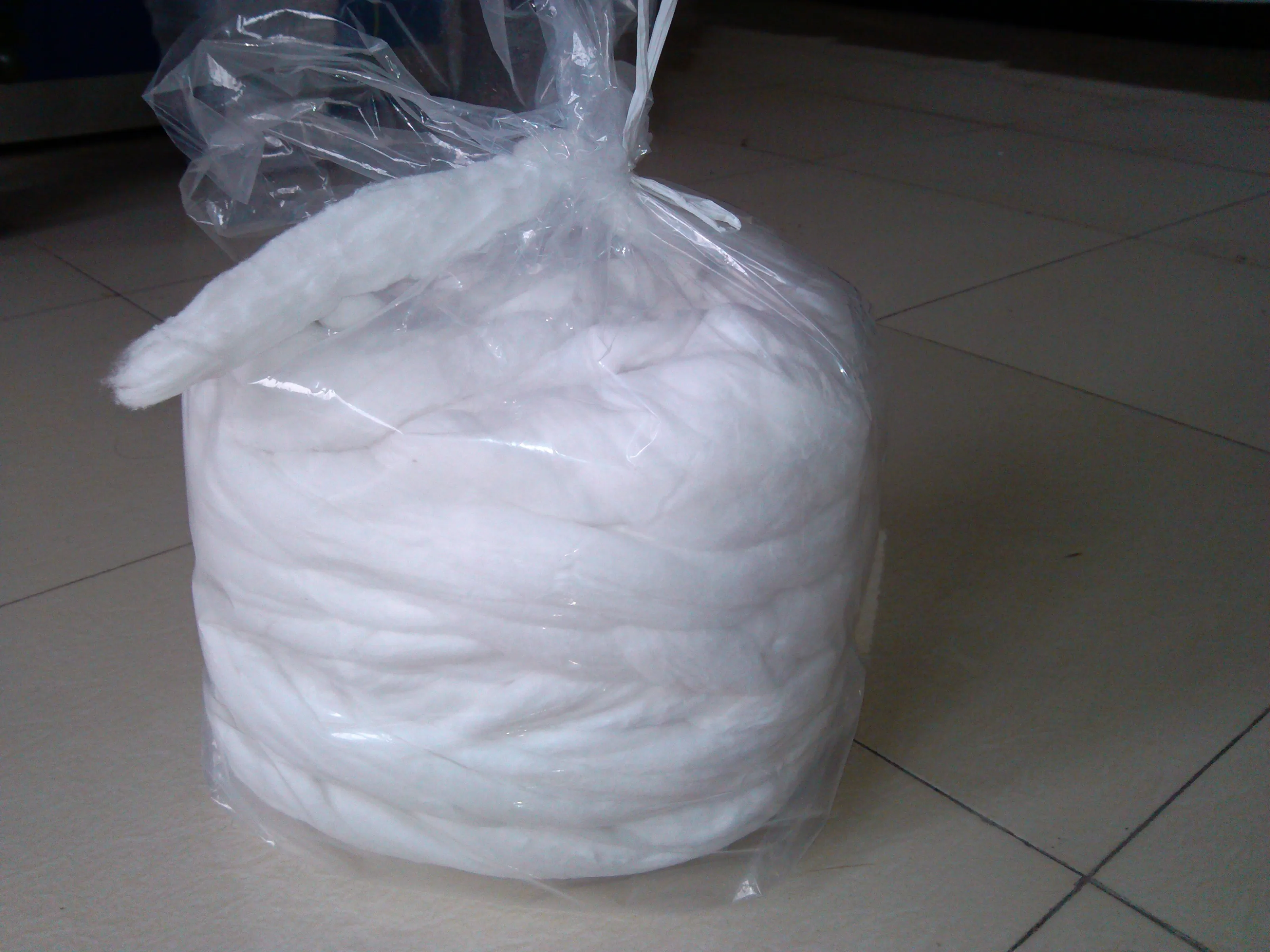Wholesale bleached Absorbent Cotton Silver/Cotton Strip/Cotton Coil for beauty nail hair SPA  salon