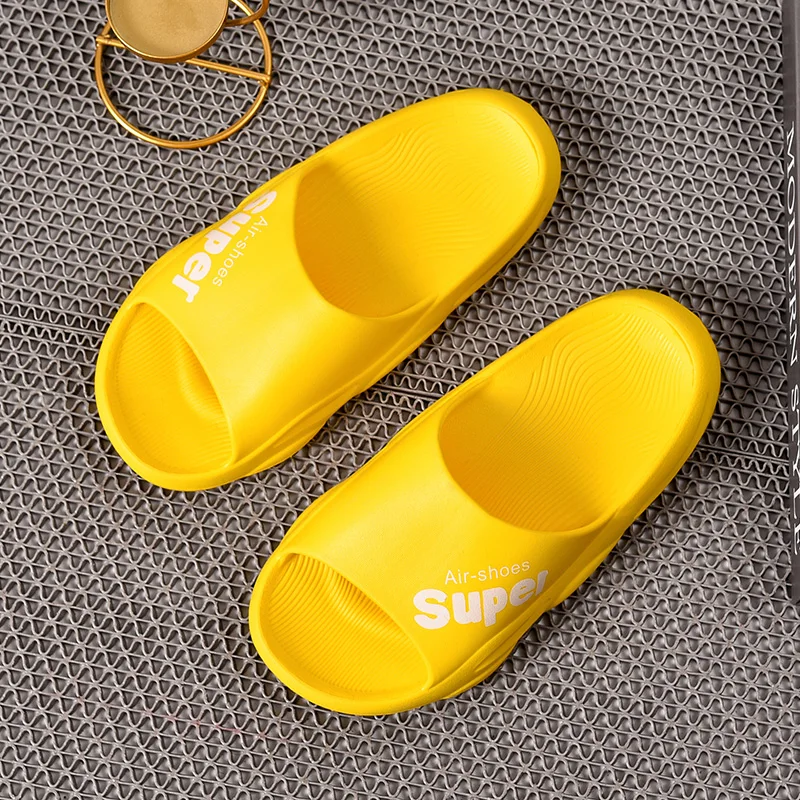 
New Fashion One-line Shoes Shit Feeling Multicolor Inside and Outside Wear Home Slippers 