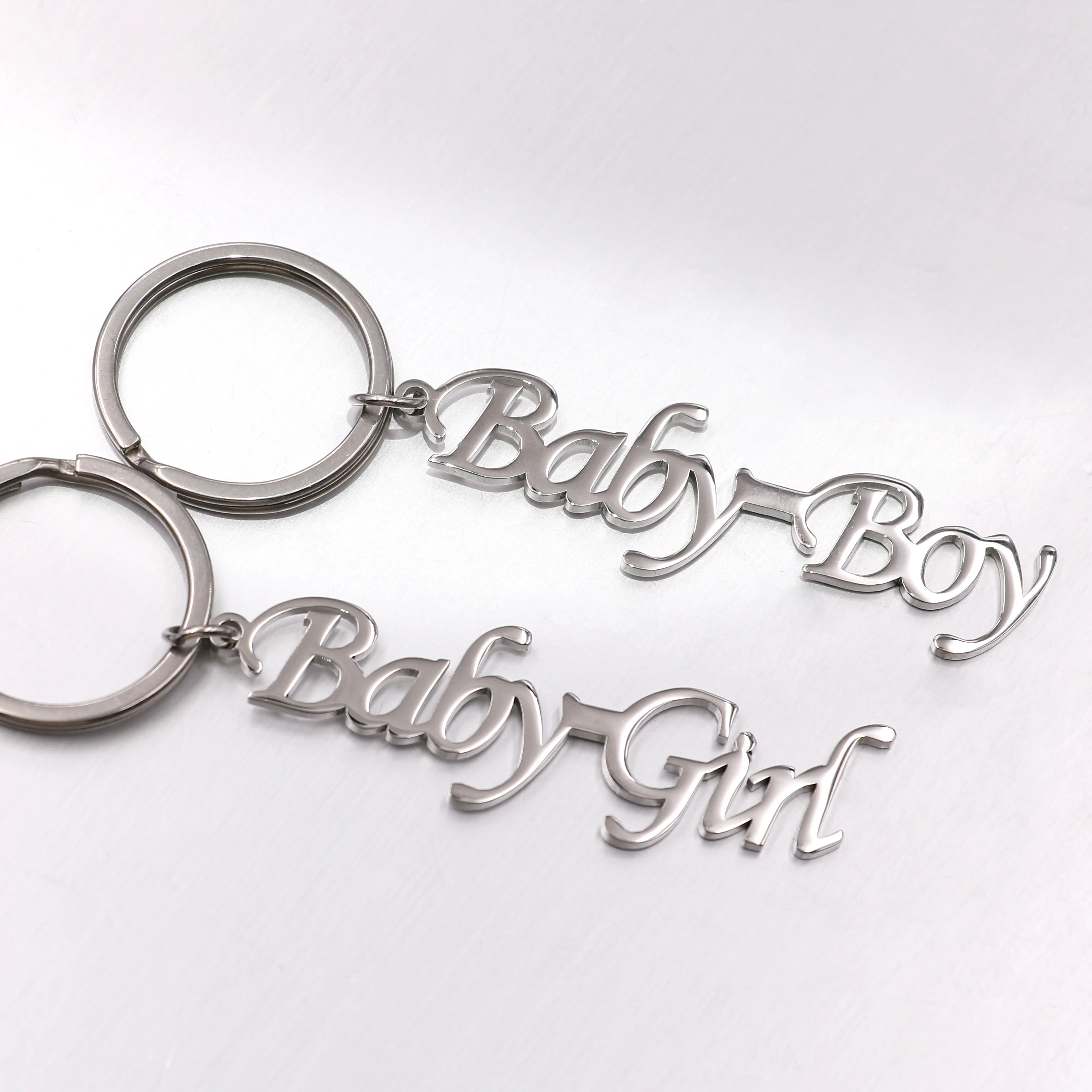 custom Metal Car Logo Key Chain letter keychain metal logo pendant name durable metal Logo charm key chain