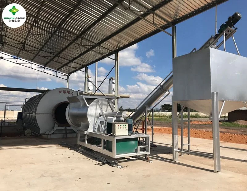 
China advanced small pyrolysis systems Waste plastic to diesel device 