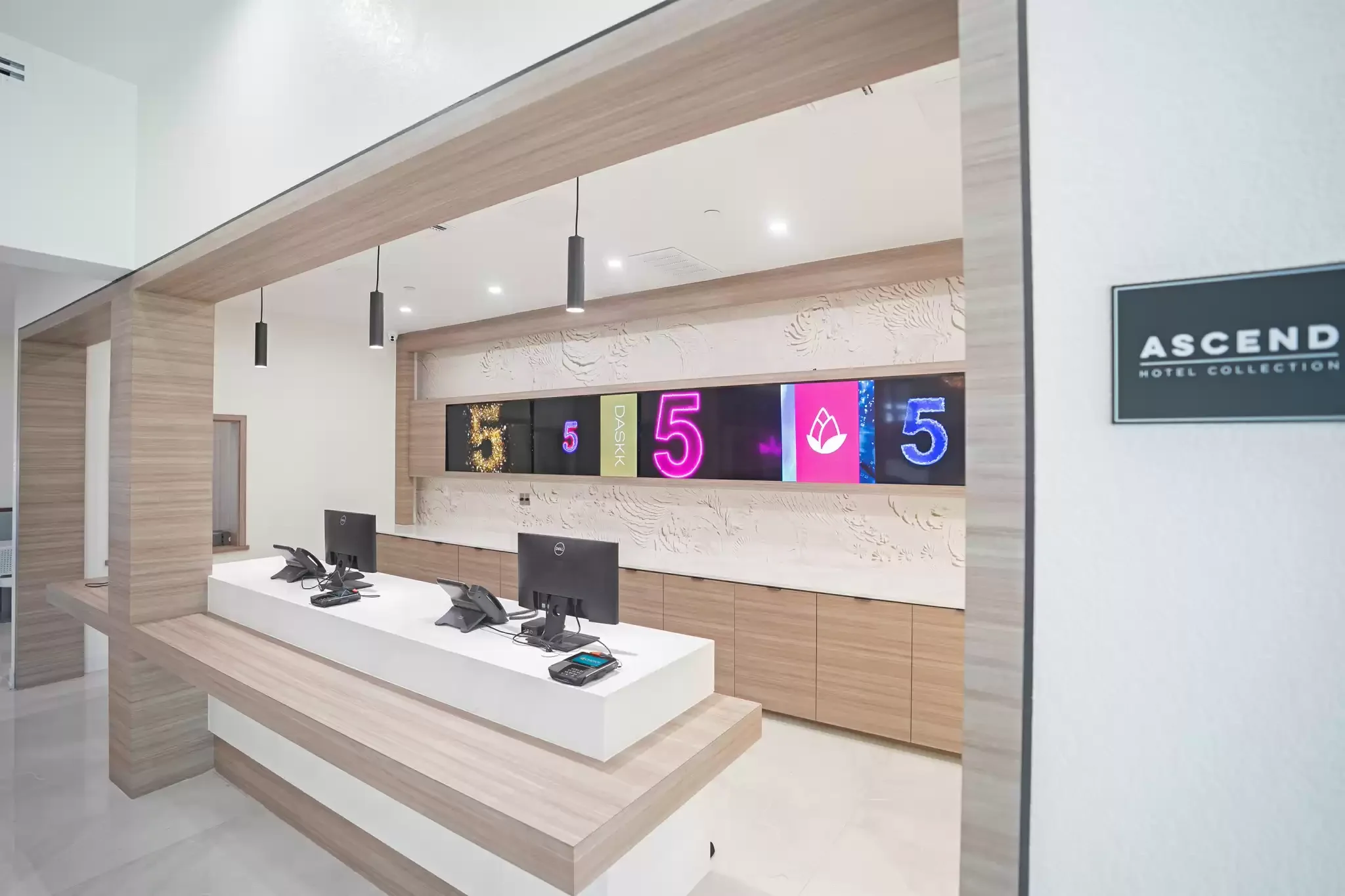 CREATION Hotel Project Furniture Five Star Modern Wood Veneer DASKK Orlando Hotel Furniture Bedroom Sets