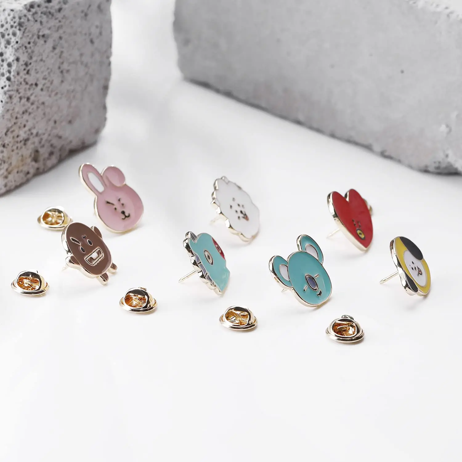 High quality personalized kpop b/ts custom support badge pin