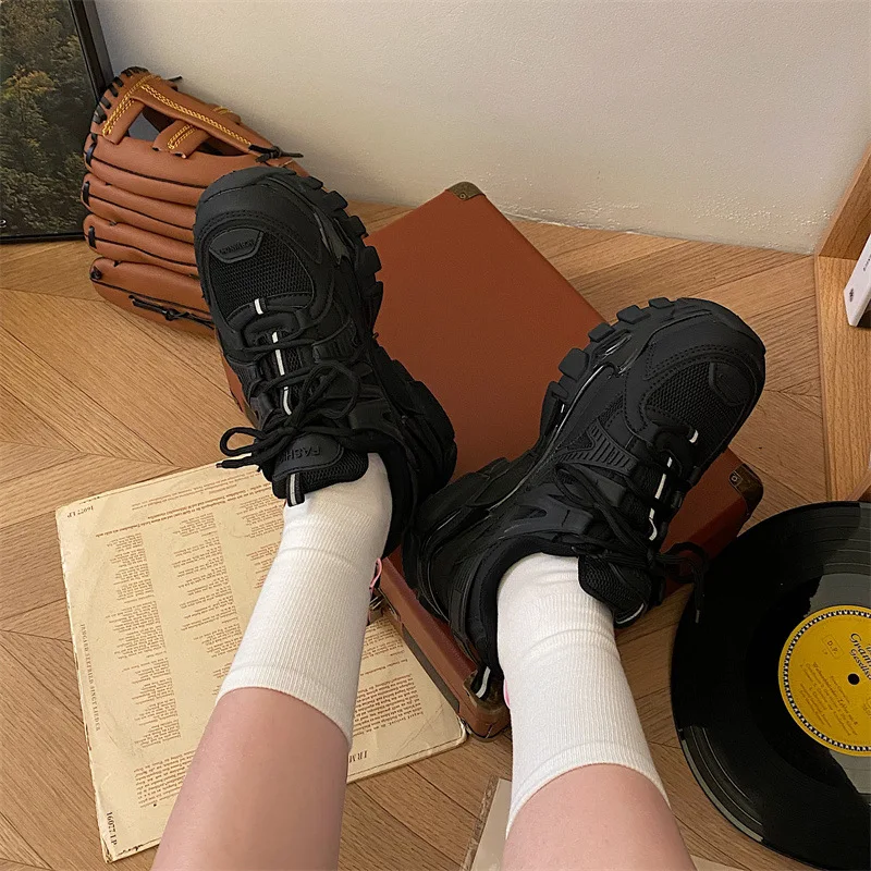 New Fashion Casual Platform Sports Trainers Running Shoes Designer Sneakers Black For Men Women