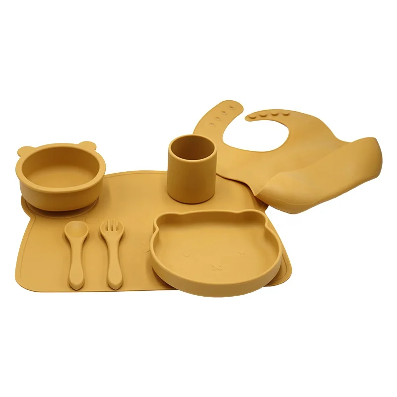 Food grade Silicone baby feeding products set baby supplies products bowl with suction base baby bibs spoon fork Divider Plate
