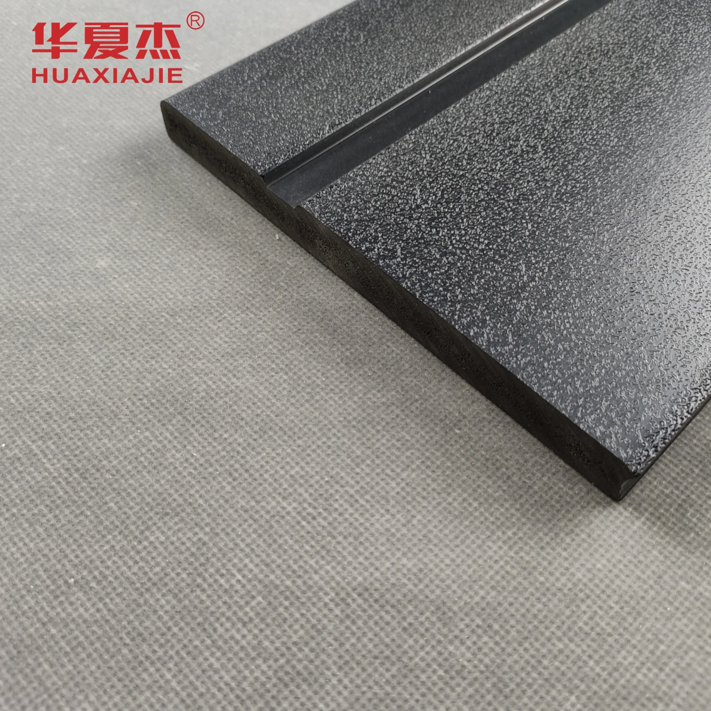 Wholesale pvc skirting board waterproof vinyl baseboard trim black decoration material