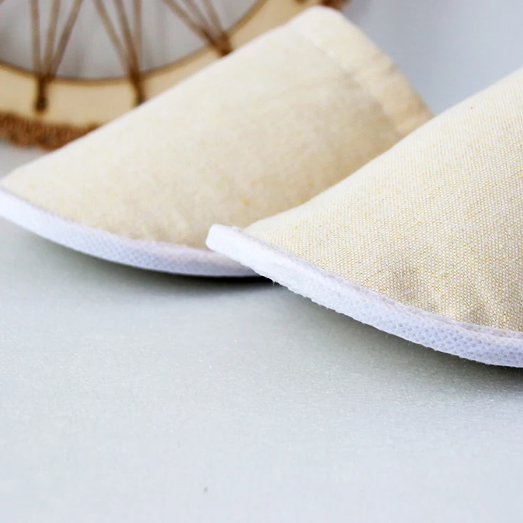 Wholesale High Quality Hotel Canvas Linen Slippers Yellow Disposable Hotel Slippers