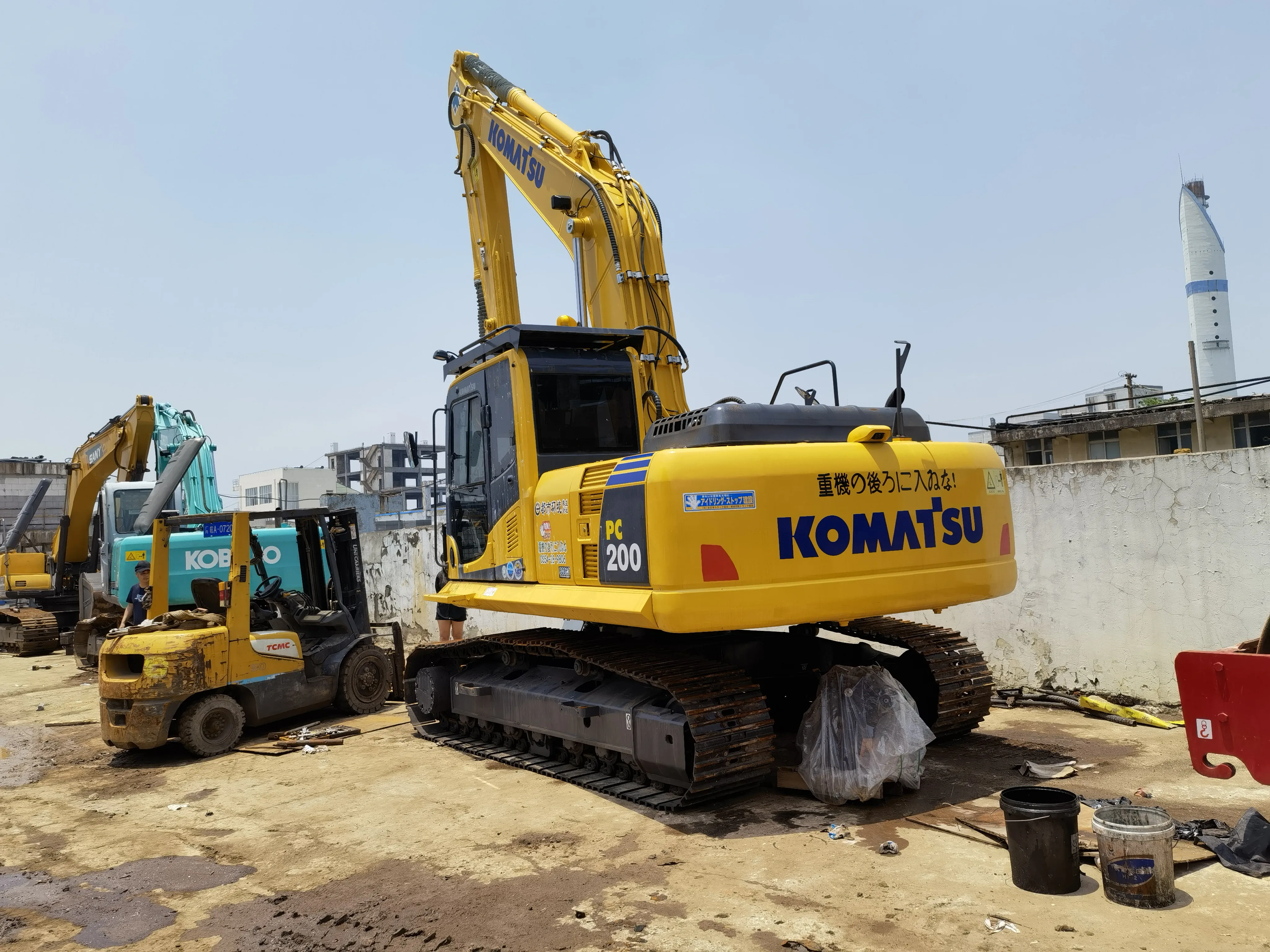 Used Komatsu Pc56-7 in Low Price with High Quality Used Komatsu Pc55 Pc35 Pc70 Pc200-8