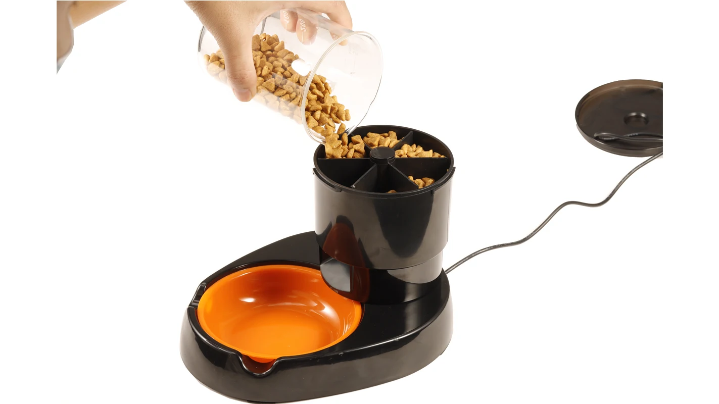 Tolopu easy and fashion  design Smart pet feeder bowl timing  automatic food dispenser by  APP WIFI for travel short journeys