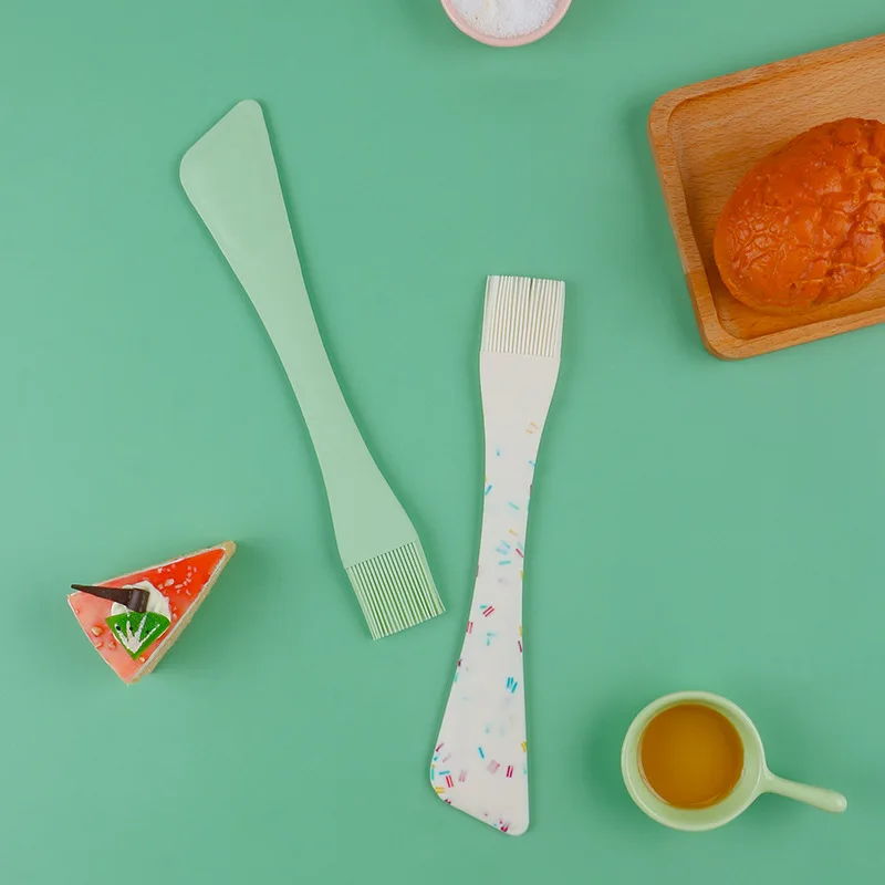 2 in 1 Spatula and Brush Silicone Pastry Food Brush Cake Spatula