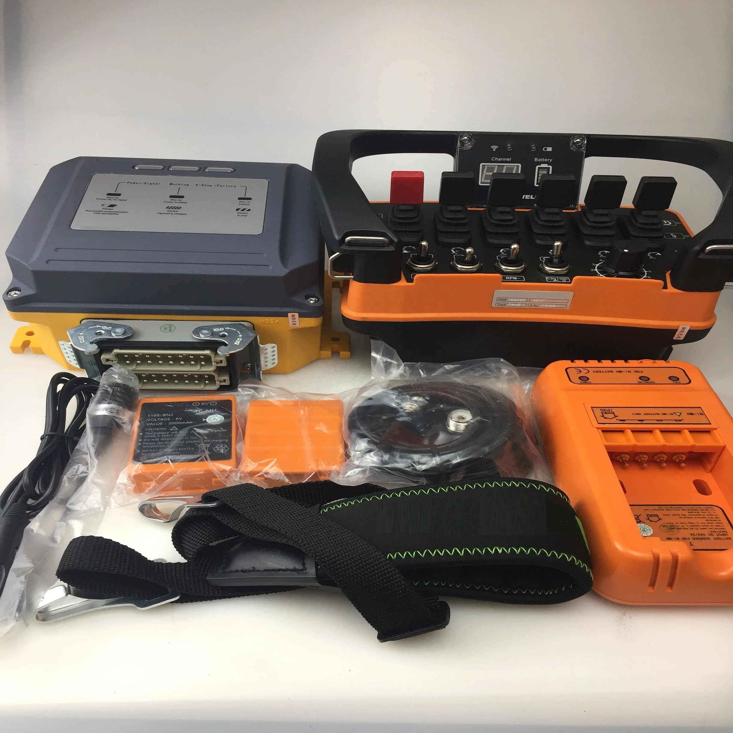 Concrete Pump Spare Parts Concrete Pump Remote Control HBC727 /HBC735 For Putzmeister Zoomlion Sany