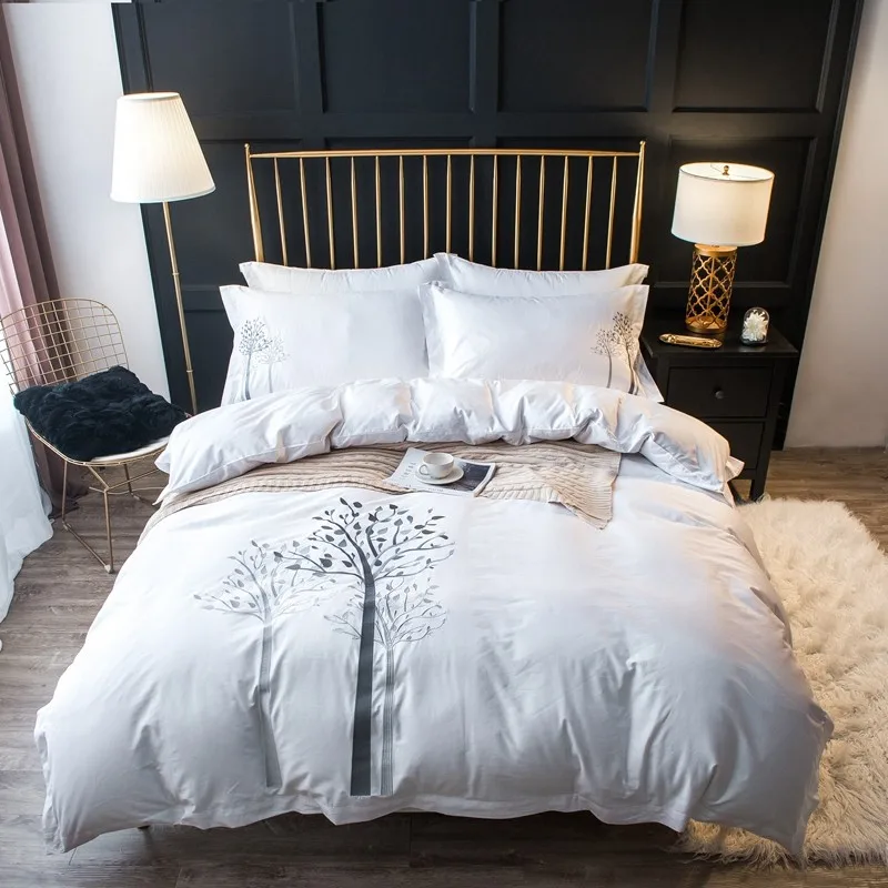 Hotel Cotton Bedding Set Queen King Size Custom Size Bed Linen Sets Luxury Embroidery Quilt Cover Set for Guesthouse Hotel
