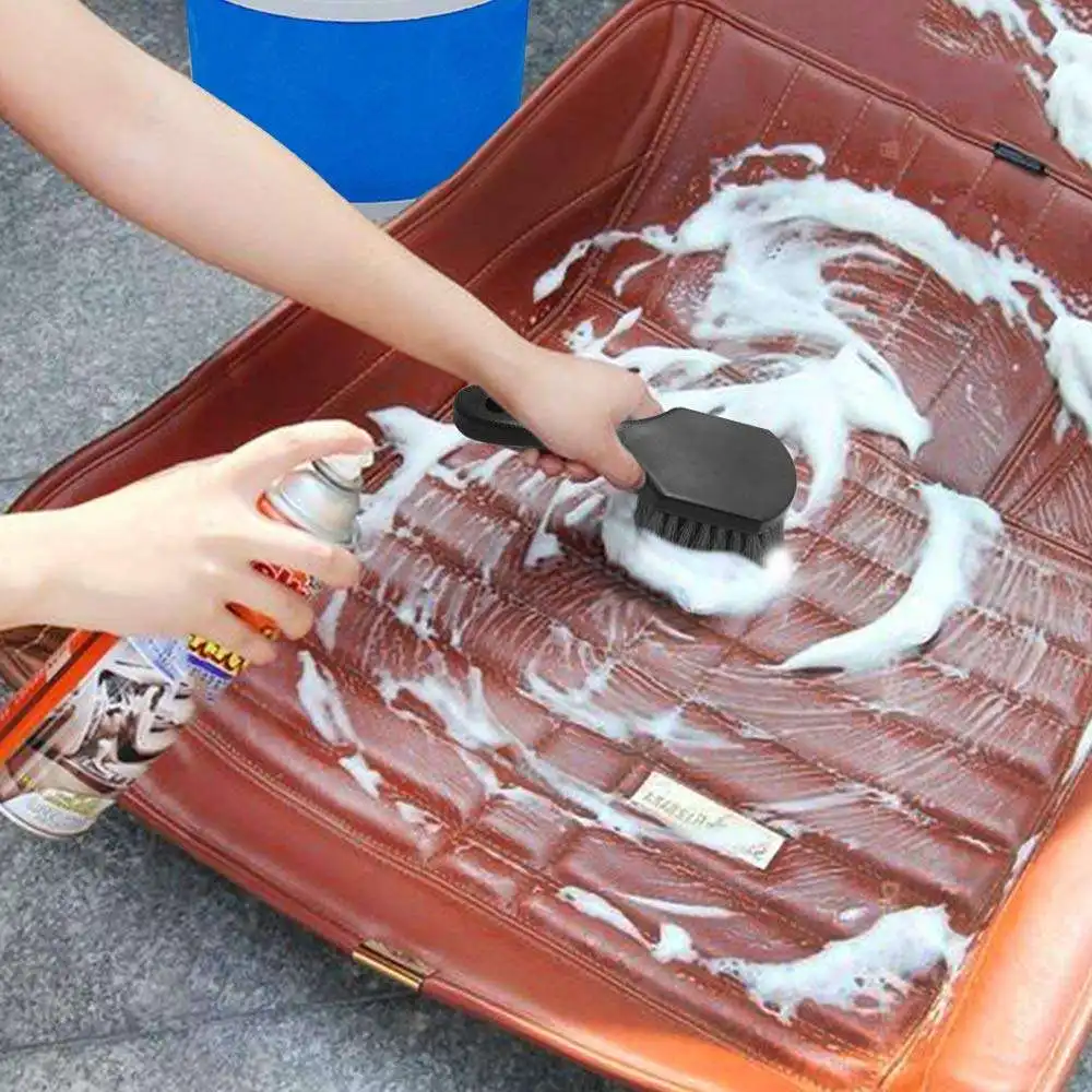 Wholesale Short Handle Bristle Car Wash Brush Cleaning Auto Wheel & Tire Cleaning Brush for Easy Scrubbing