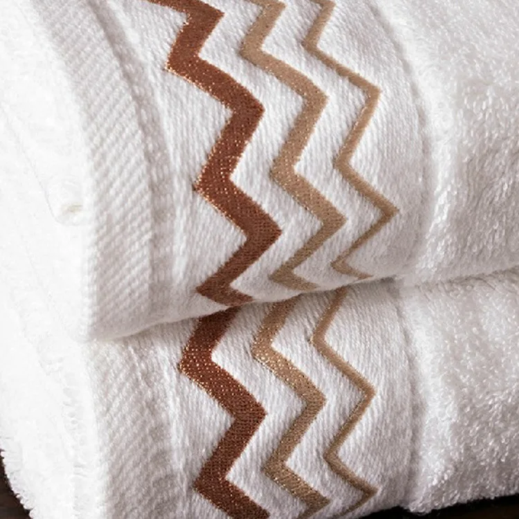 
OEM Wholesale high Absorbent Microfiber Cleaning Cloths Five star luxury hotel Towel Quick Dry Sports Bath Microfiber Towel 