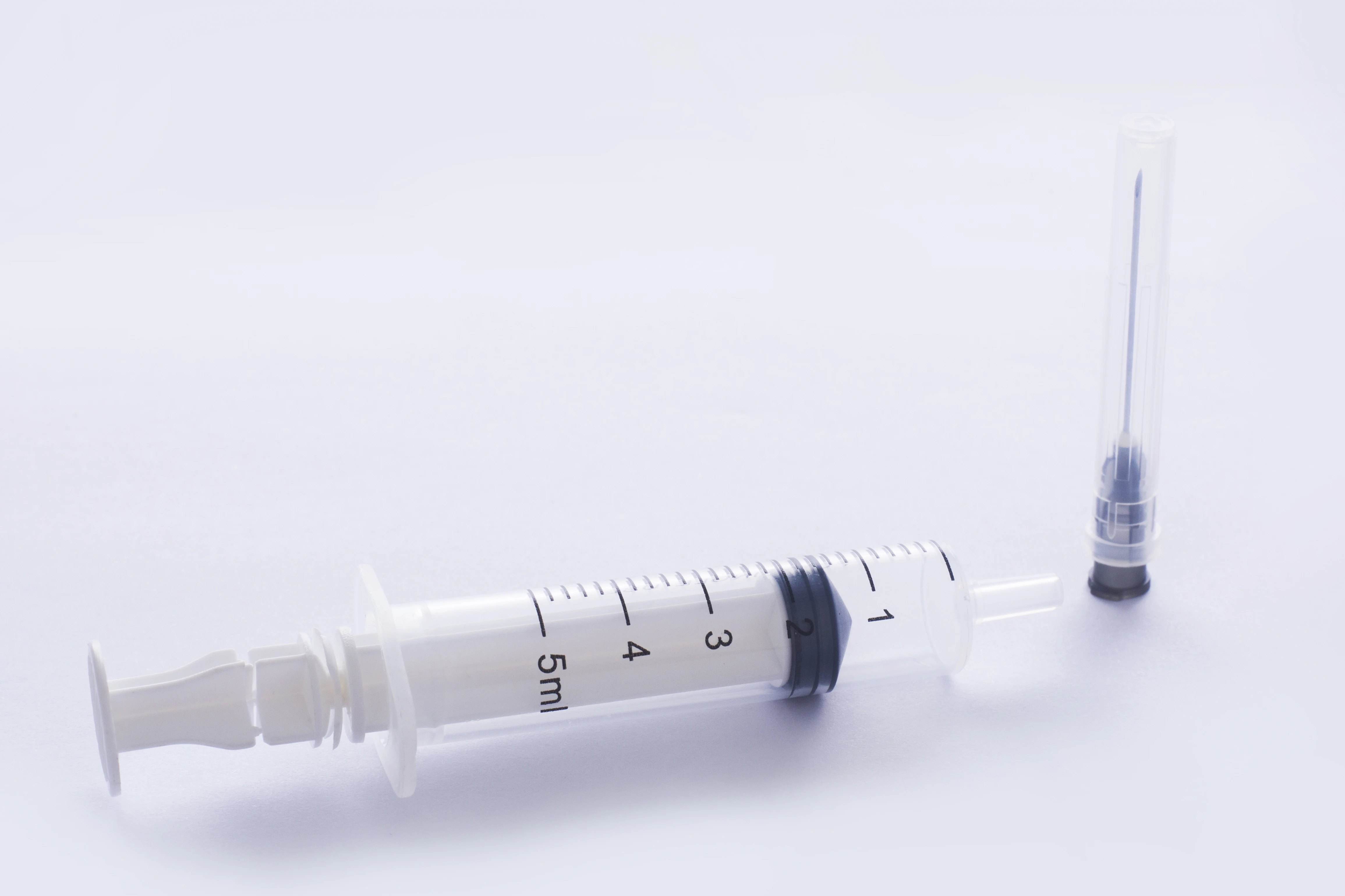
5ml auto disable syringe with luer slip 0.05ml 0.1ml 0.5ml 1ml 2ml 2.5ml 3ml 5ml 10ml 20ml auto disable syringe 