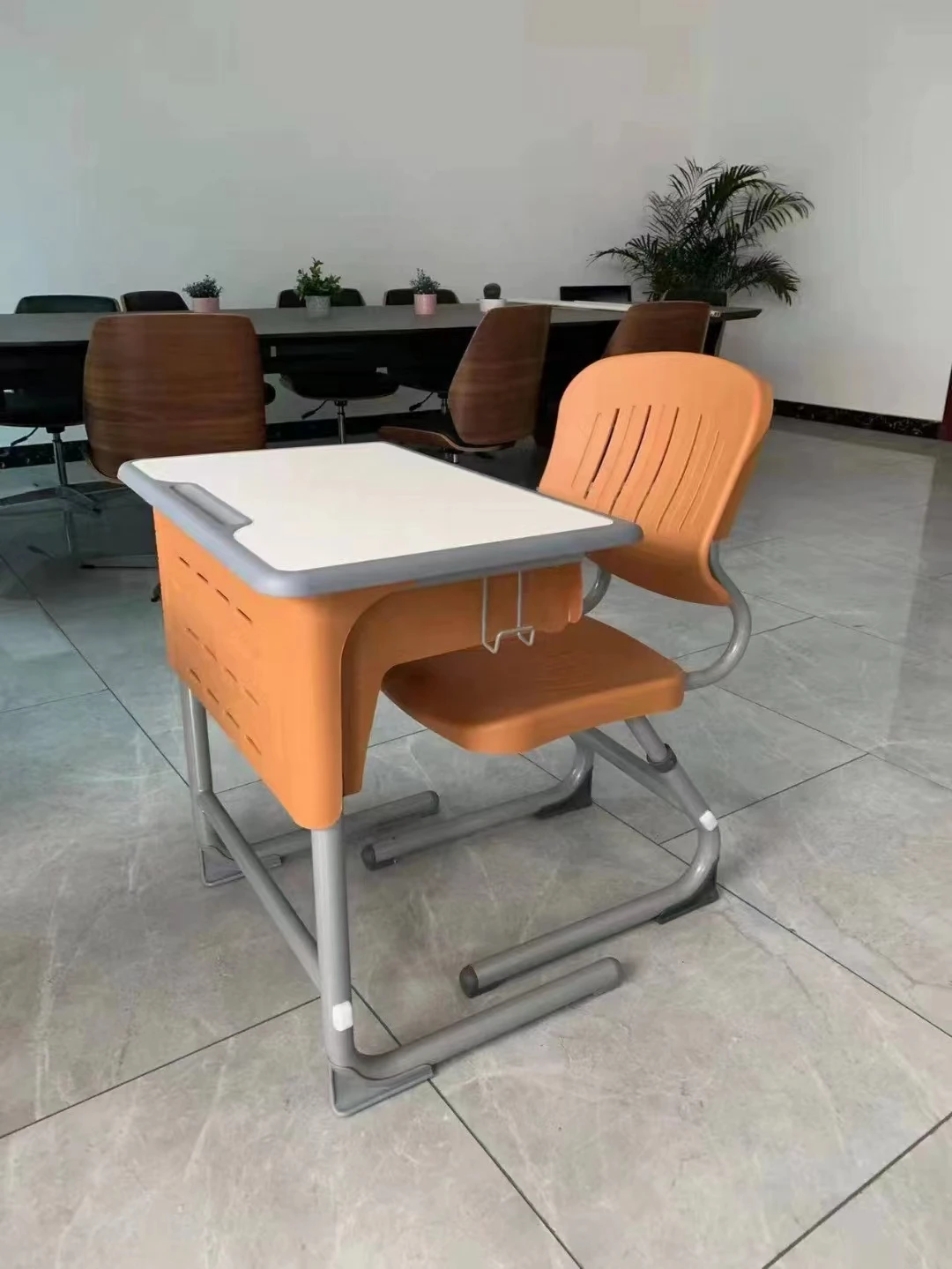 Tongsheng New Senior High School Teacher Design Iron Material Chairs Work Lab Table Desk For Classroom