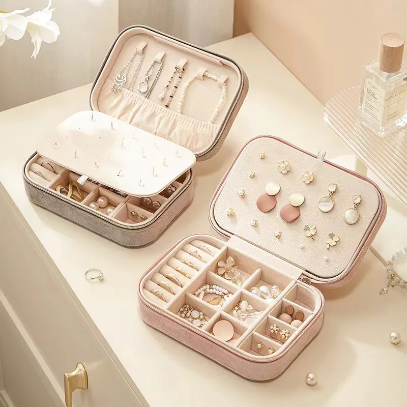 Low MOQ ready stock gold zipper pink green candy color velvet bridal party gift jewelry case box
