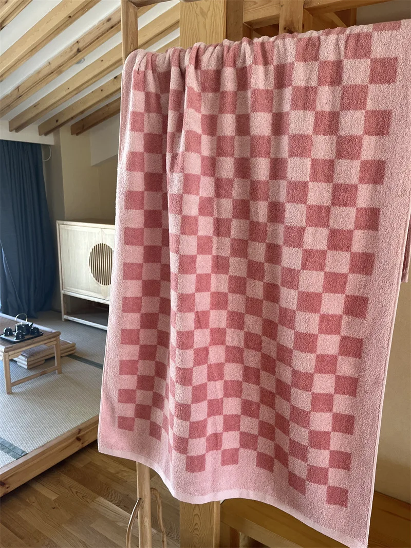checkered towel - design 2