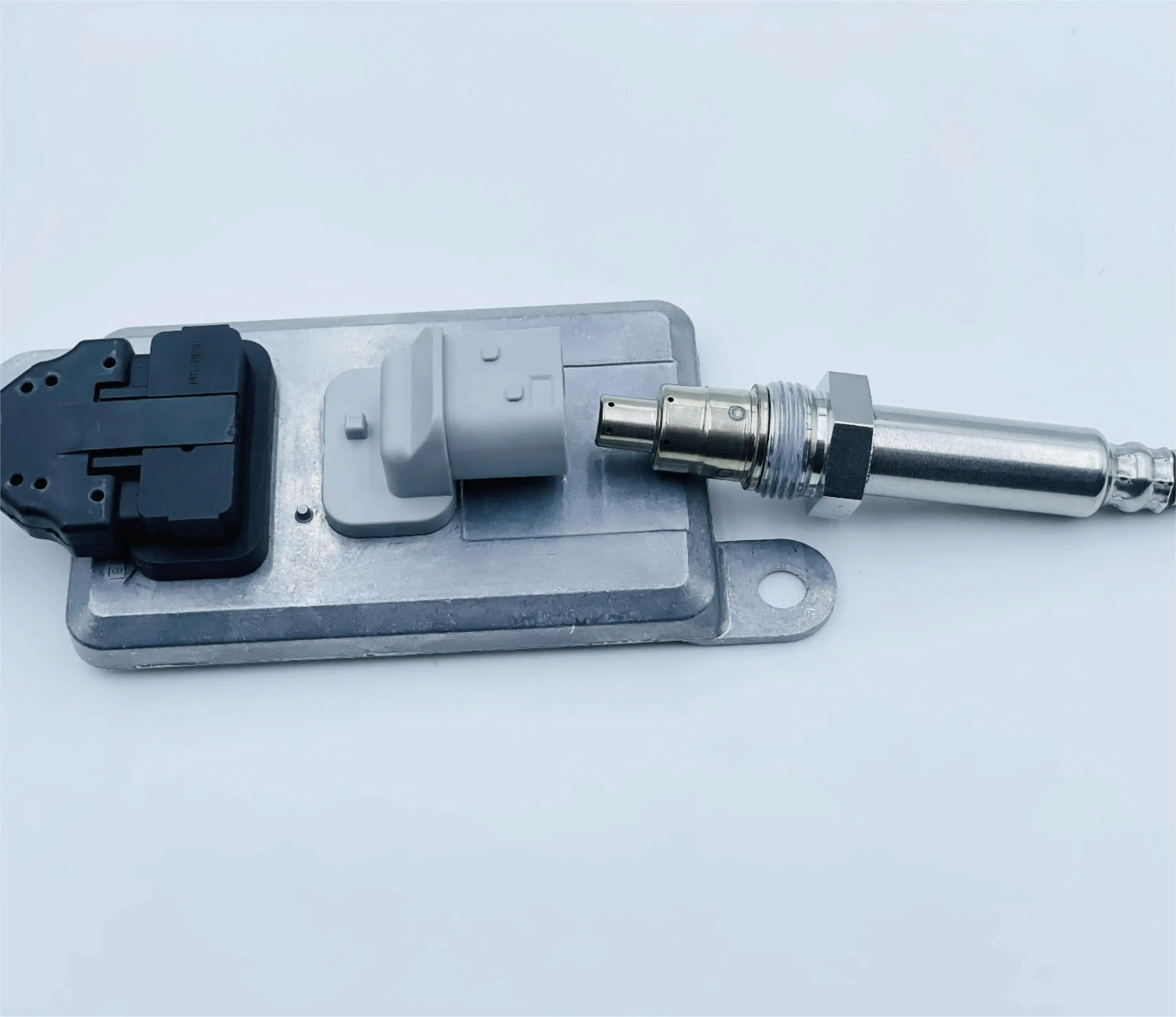 Factory Direct Supply 1154080017 5WK96722B Nitrogen Oxide Sensor For MAN Truck Nox Sensor 24V