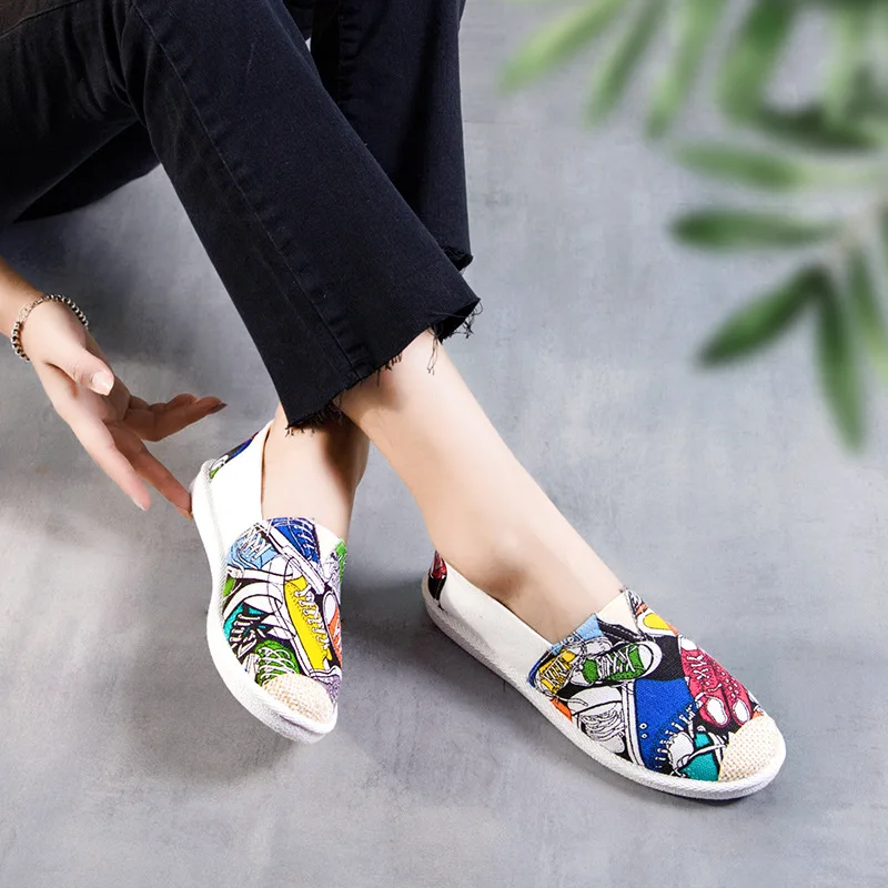 Spring and autumn new cloth shoes Korean flat bottom lazy fashion fisherman shallow mouth white shoes casual canvas shoes