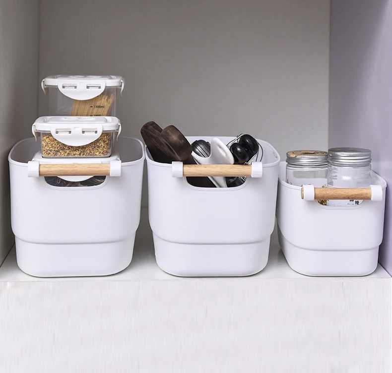 Hot Selling PP Plastic Household Sundries Snacks Books Toys Clothes Storage Box Organizer with Wooden Handle