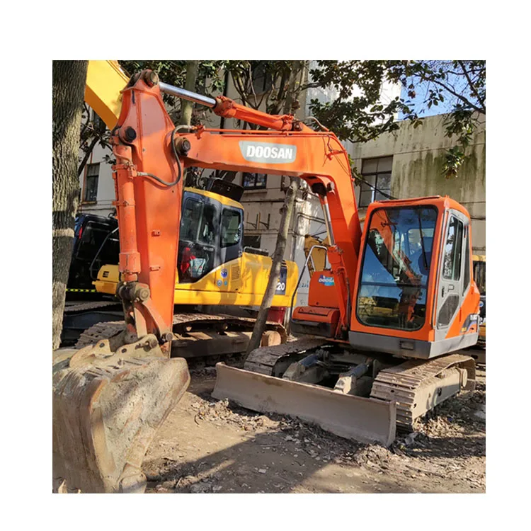Used Small Excavator Doosan DH80-7 crawler excavator low price original design used 8 ton korean excavator for sale