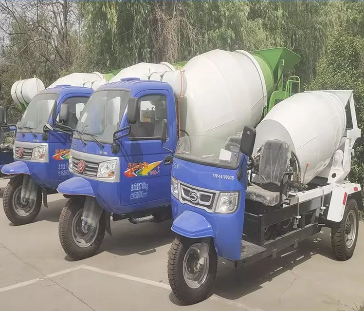 3m3 concrete transport truck small concrete mixer truck Wuzheng three-wheel cement mixing tank