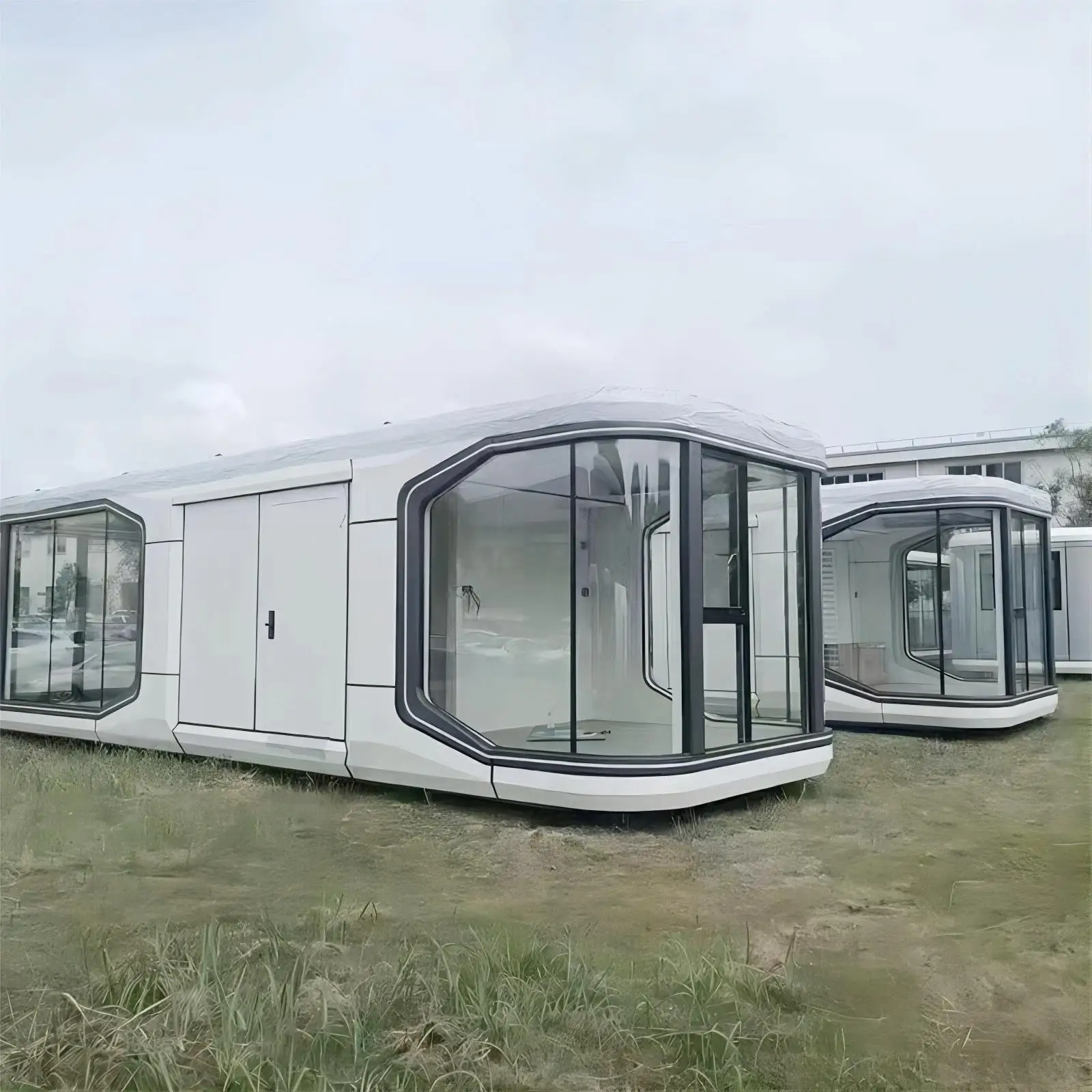 Smart Removable Homes Prefab Capsule House with Bathroom Sunshine Room AI Voice Control Tiny House Villas