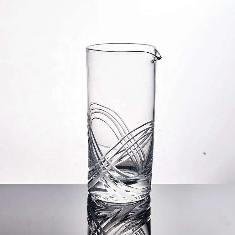 
Professional Cocktail Mixing Glass Thick Bottom Seamless Lead Free Hand-cut Crystal Mixing Glass 700ml 