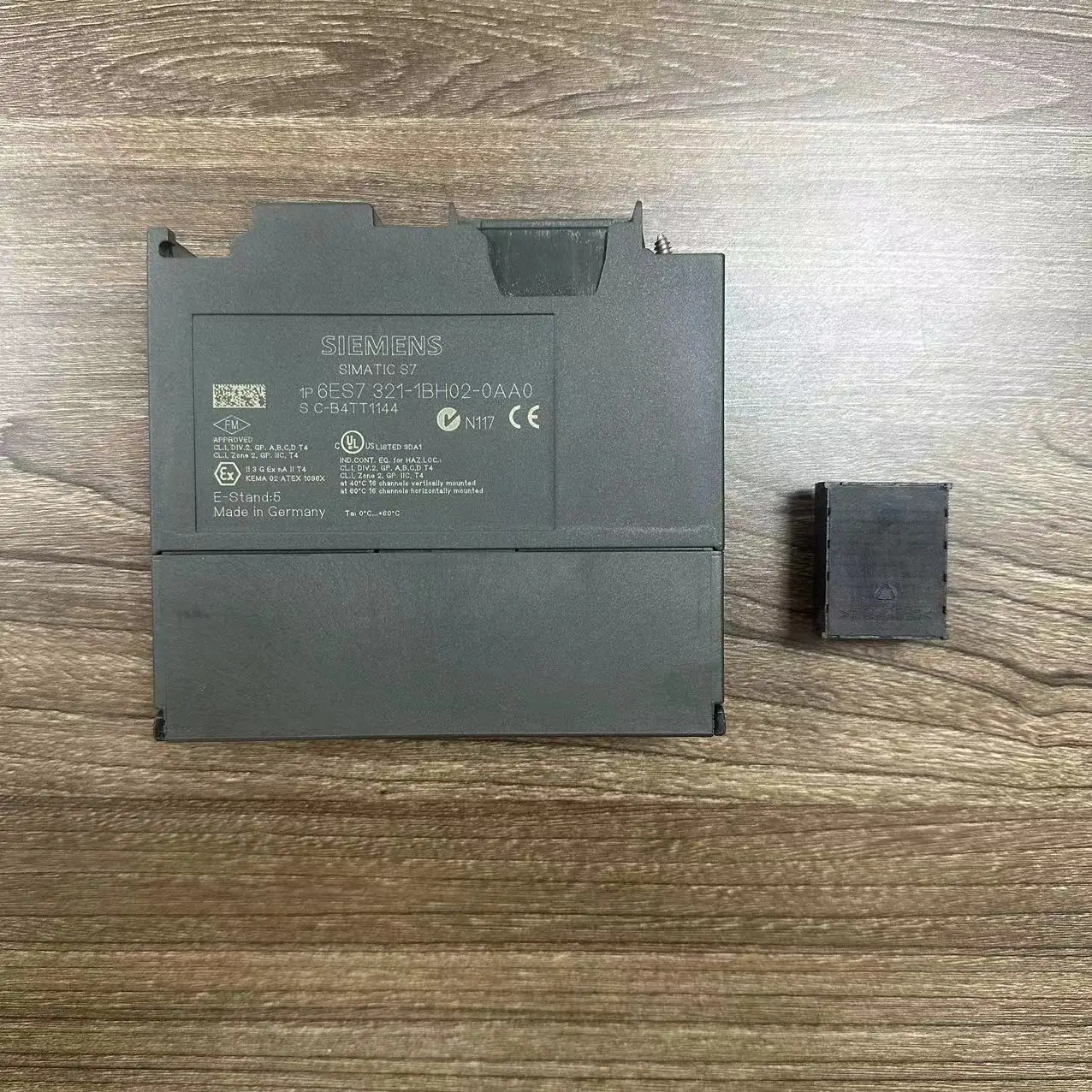 6ES7321-1BH02-0AA0 Original CNC SIEMEN PLC 6ES7321-1BH02-0AA0