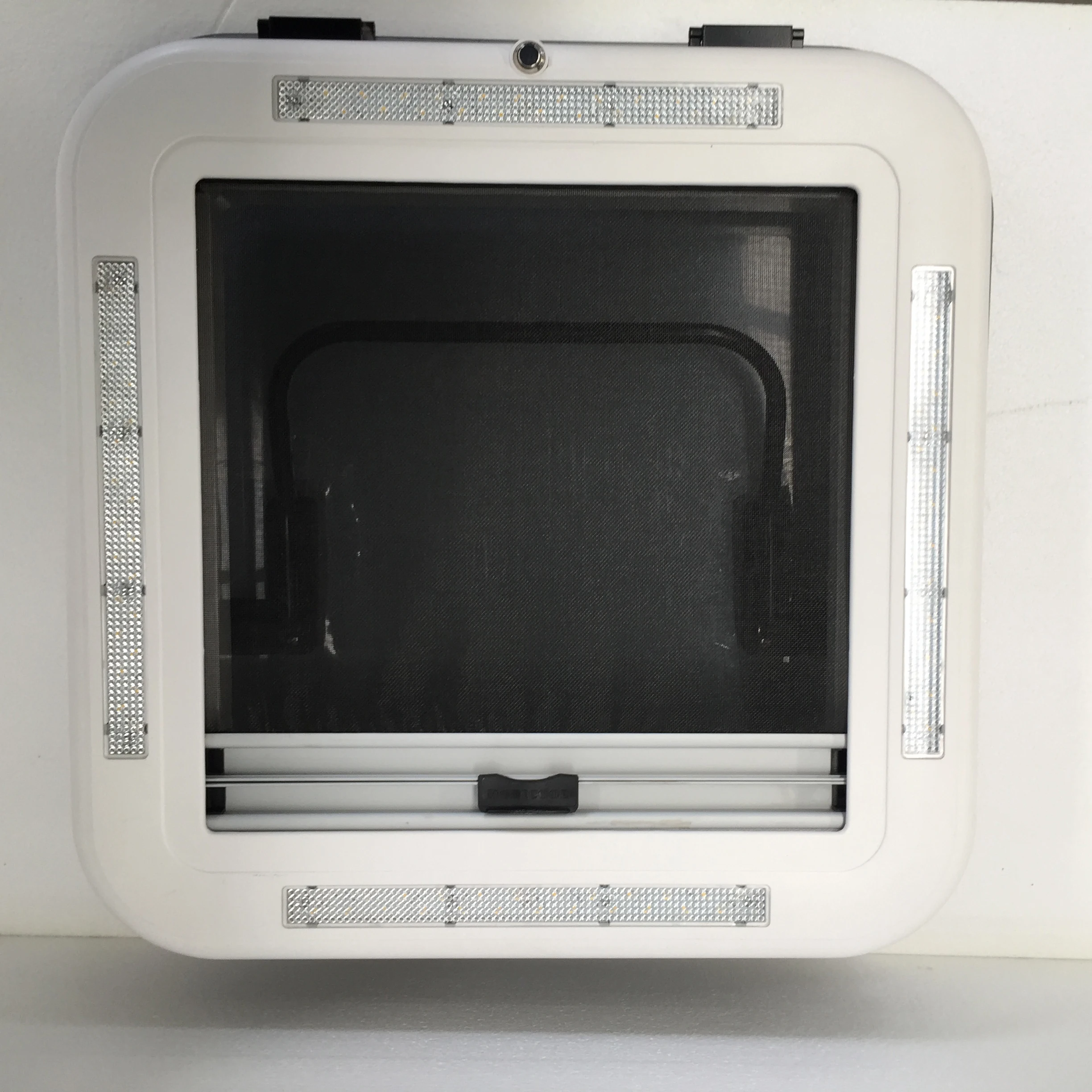 Brand new 500*500mm RV skylight double glazed acrylic caravan camper skylight factory direct supply