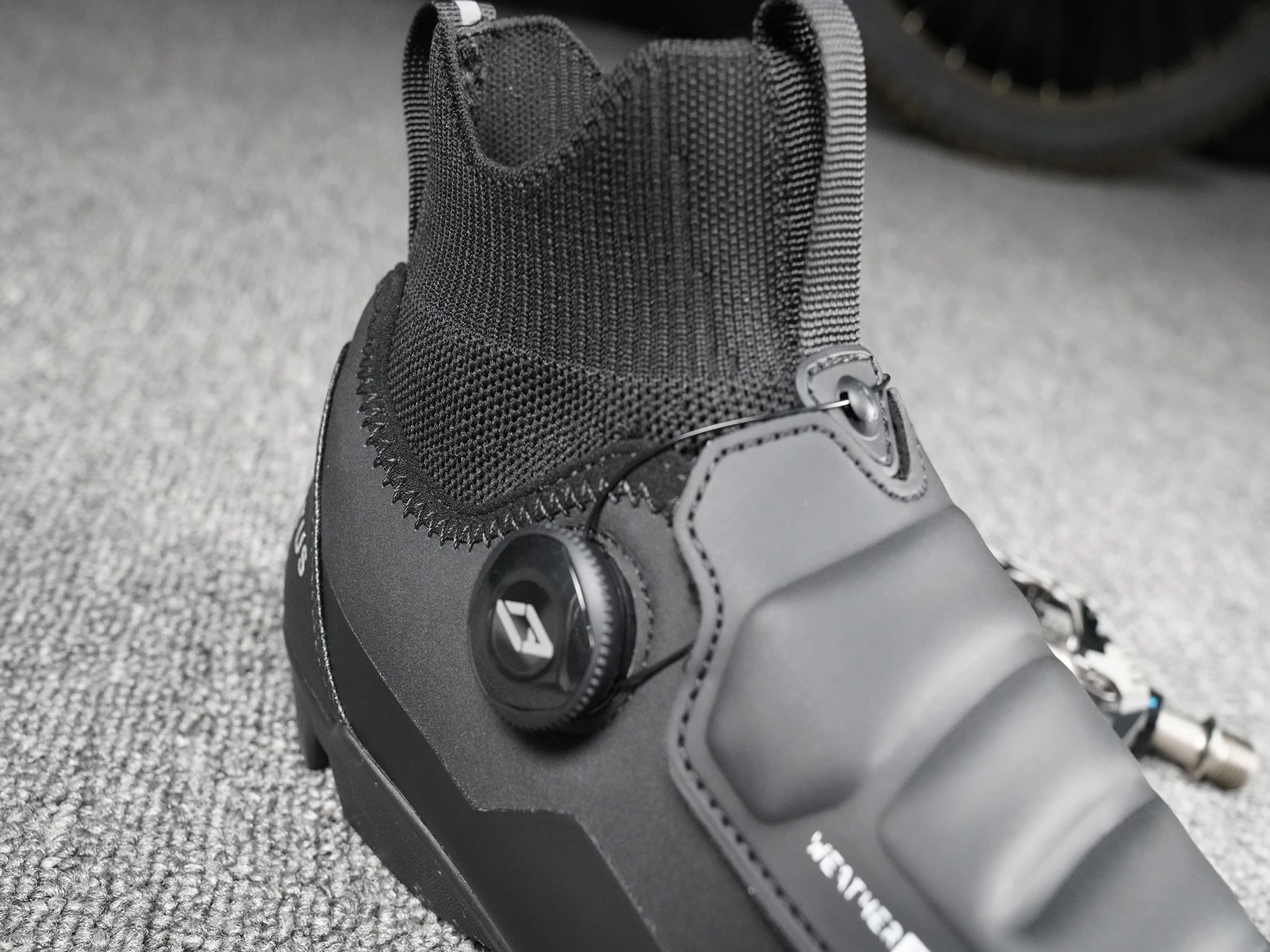AVITUS Mens MTB Shoes For SPD Pedal L05 Free Ride Commuting Road DownHill and Dual Slalom Men Mountain