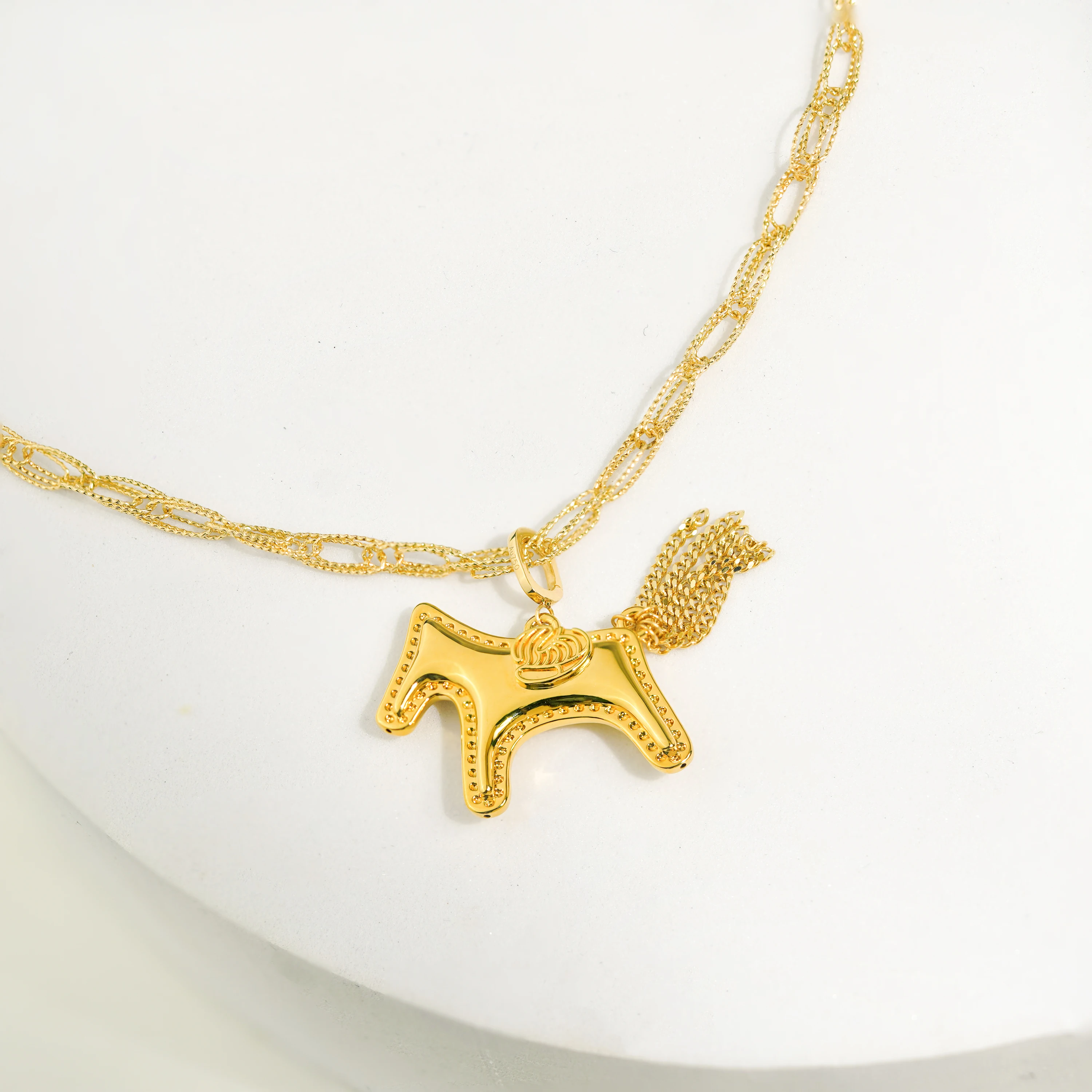 PCX Jewelry Real 18k Gold pendant necklace Brand Jewelry Horse Animal Pendant AU750 Yellow Gold Necklace For Women Jewelry Charm