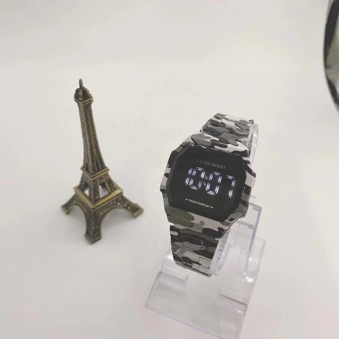 5 Colors In Stock Hand Touch Luminous Camouflage Watch Men Oil Injection Vintage Watch Digital