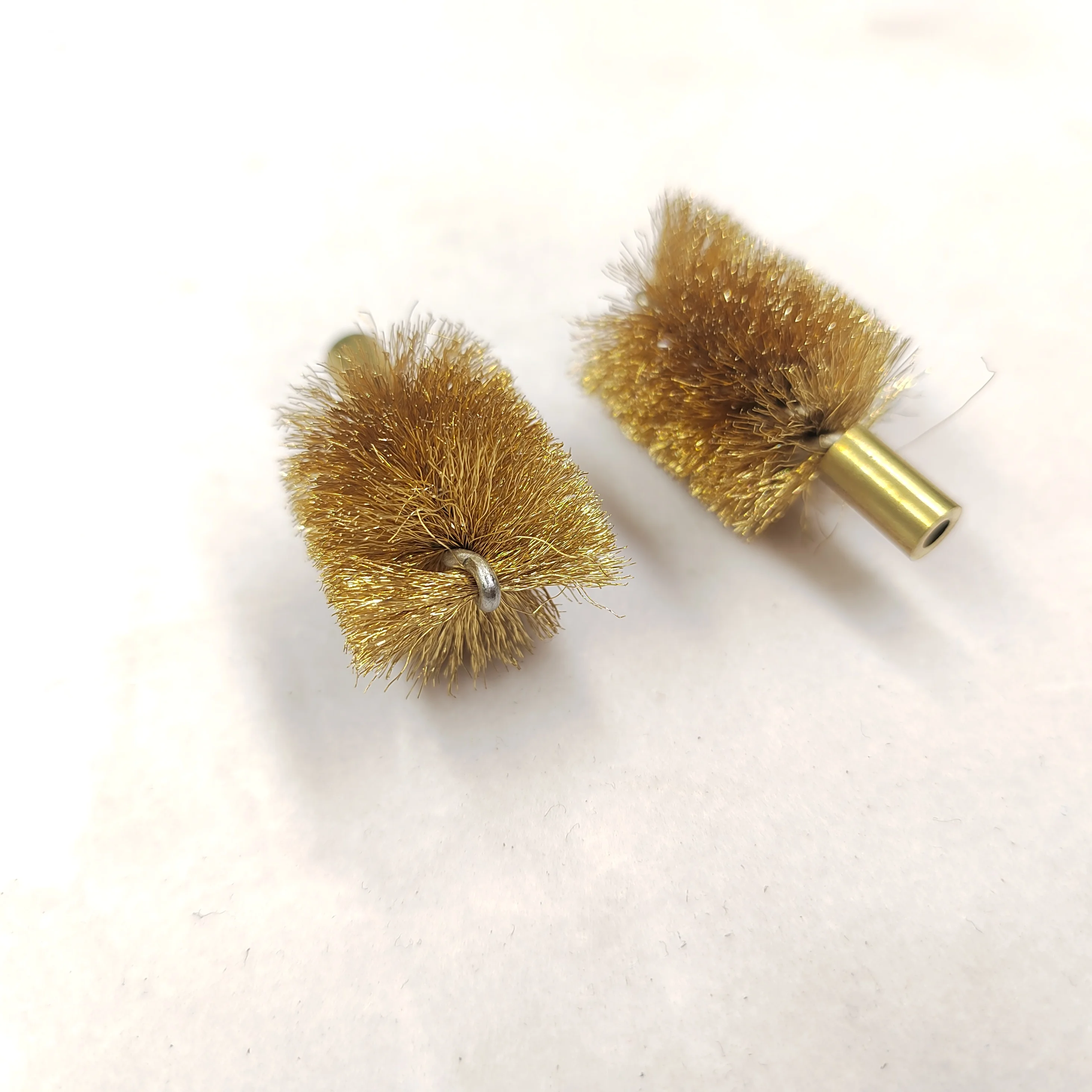 Conveyor Cleaning Roller Deflector Polishing Descaling Round Twisted Copper Brass Wire Brush