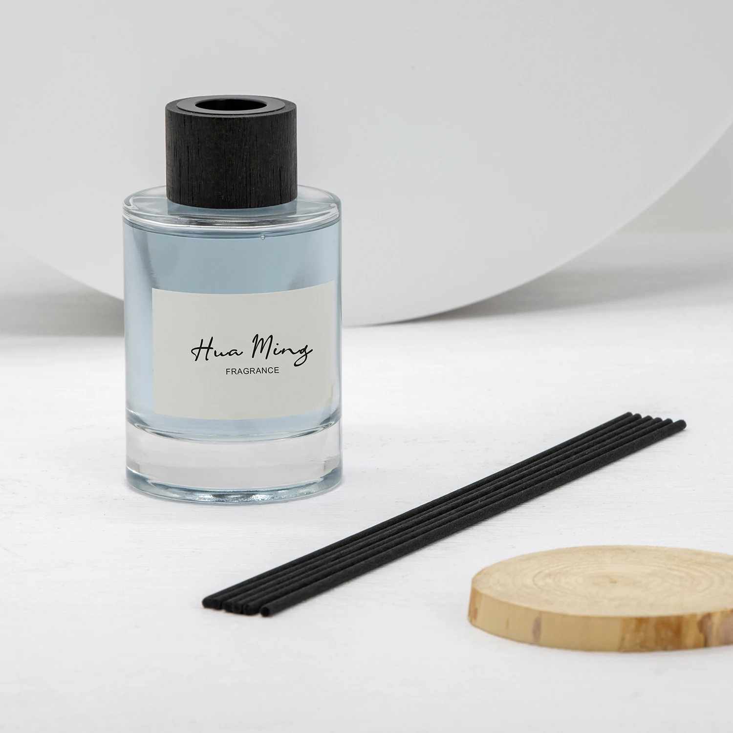 Huaming Luxury 100ml Glass Aroma Oil bottle Reed Diffuser Sticks 4oz 8oz Air Freshener Perfume Glass Reed Diffuser Bottle