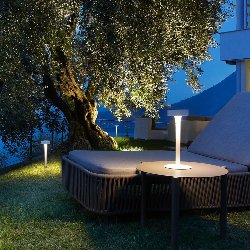 IP65 LED Table Light with Dimming Touch Control Battery-Powered Aluminum Body for Indoor & Outdoor Road Application