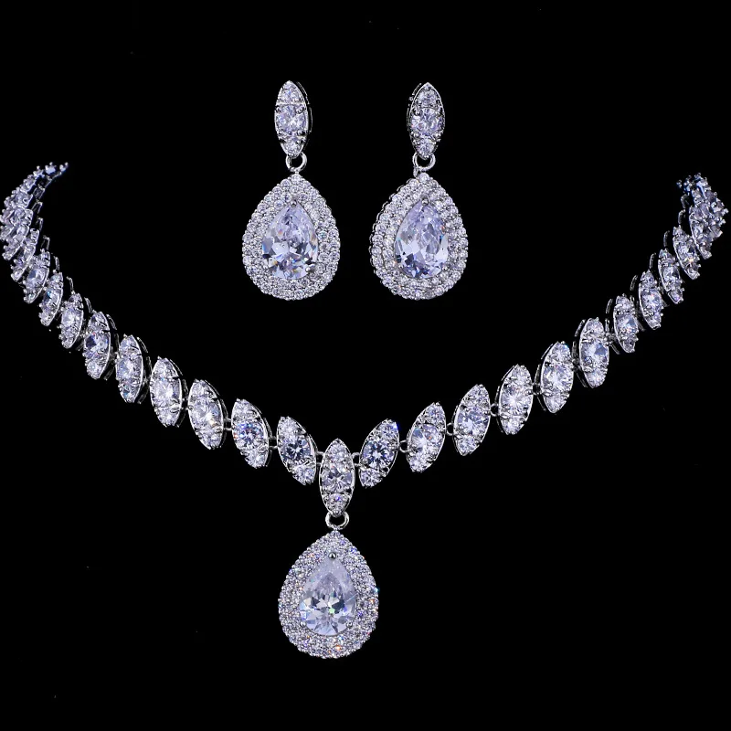 Luxury Dubai Crystal Bride Wedding Jewelry Set Rhinestone Silver Plated Necklace Earring Set Dress Banquet Accessory Ladies Gift