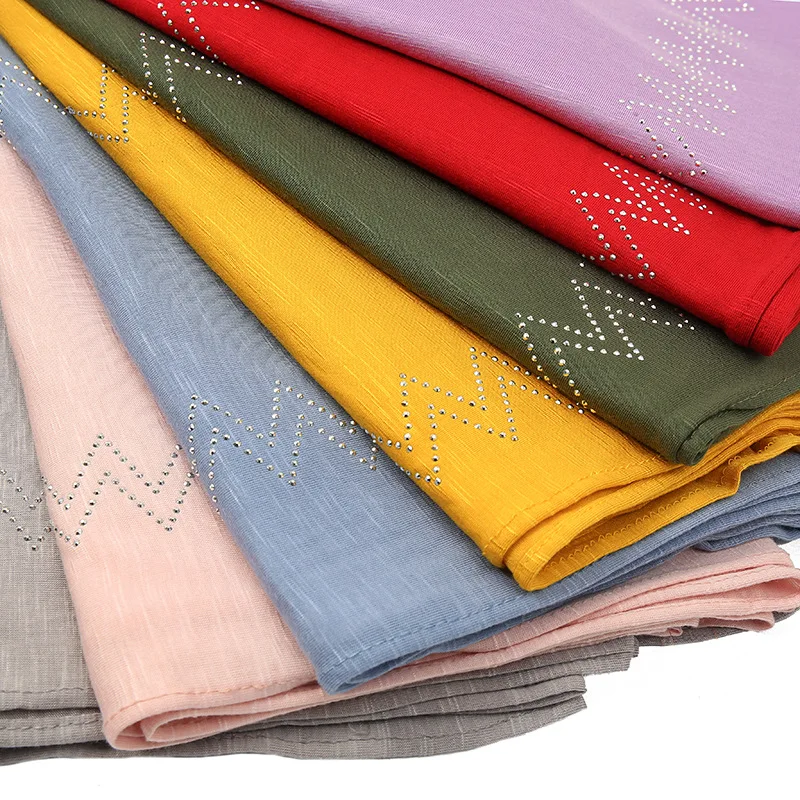 2021 Malabis Hijab Summer Aplique Hijab Viscose Fabric Poncho Scarf Solid Color White Scarf For Women
