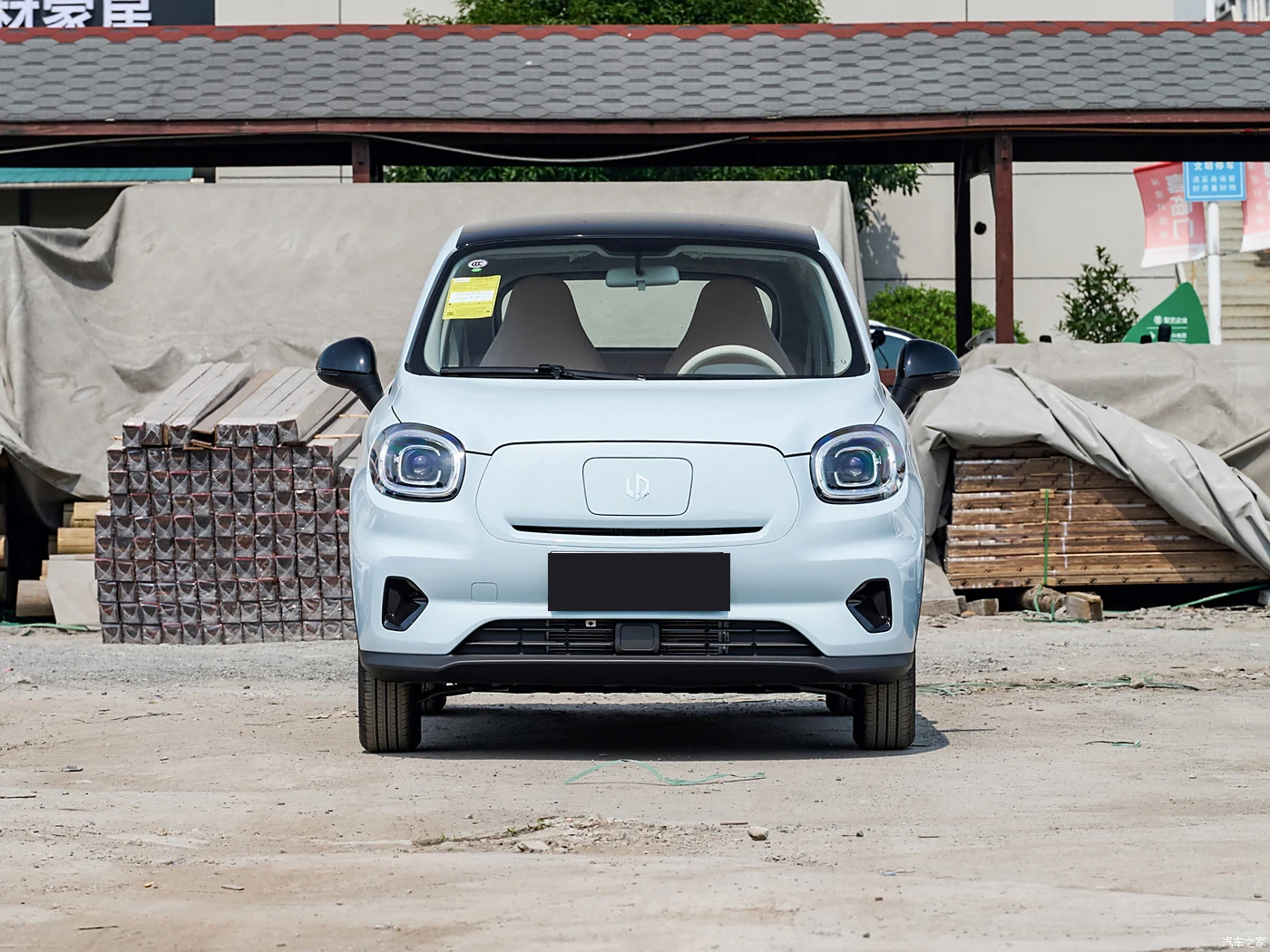 Hot Selling Leapmotor T03 Zero Run T03 New Mini Cars Light Version Small Electric Sedan Leapmotor Car