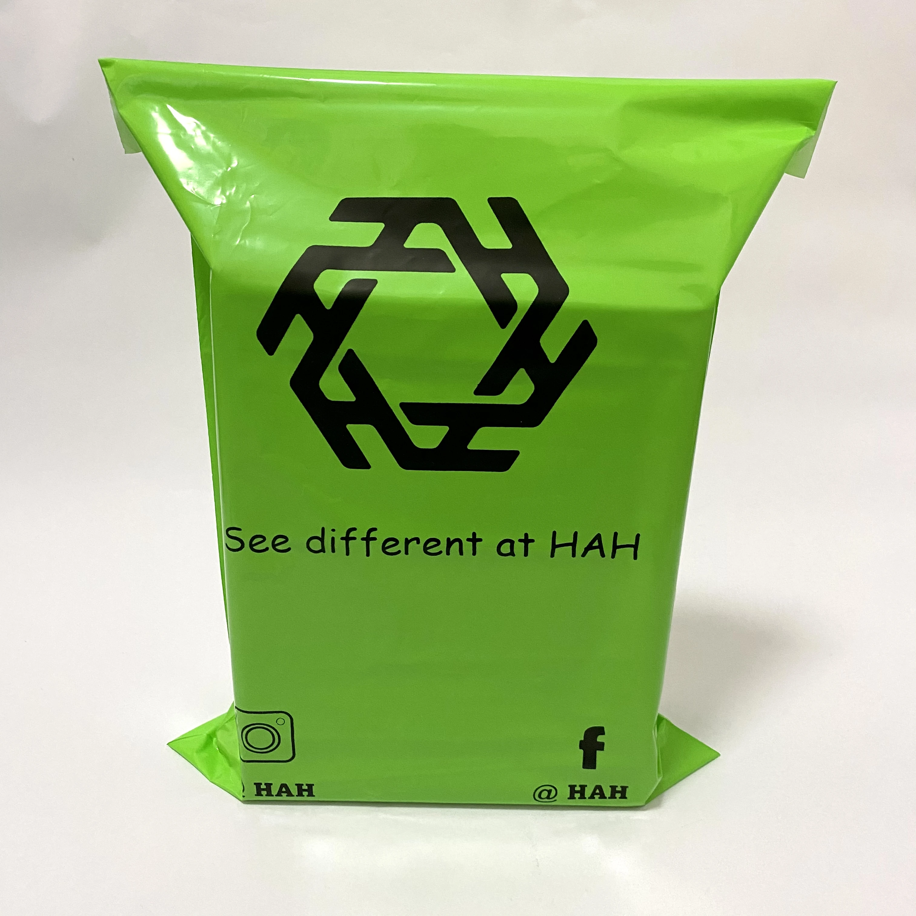 OEM Custom Mailing Bags Wholesale price Eco-friendly Self Adhesive Shipping Mailing Courier Bags Biodegradable Shipping Mailing