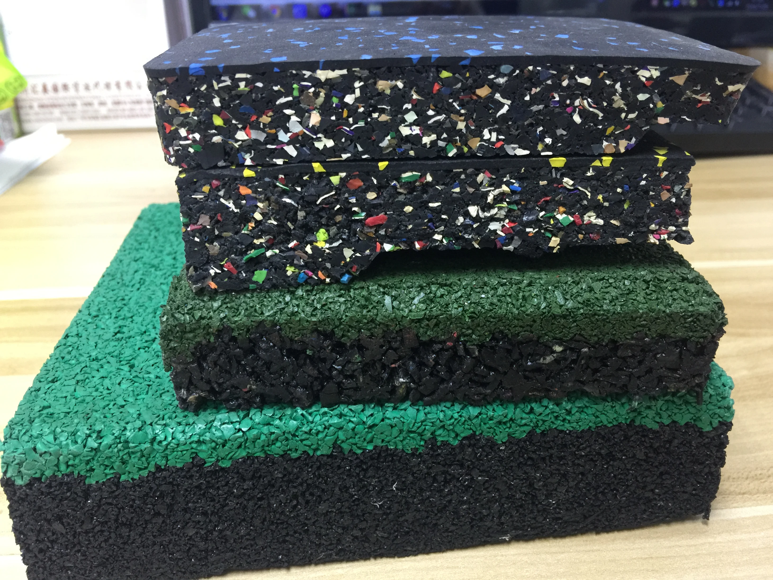 Luxury high density 10mm 15mm EPDM/SBR gym tiles/rubber mat/interlocking club training class protective flooring