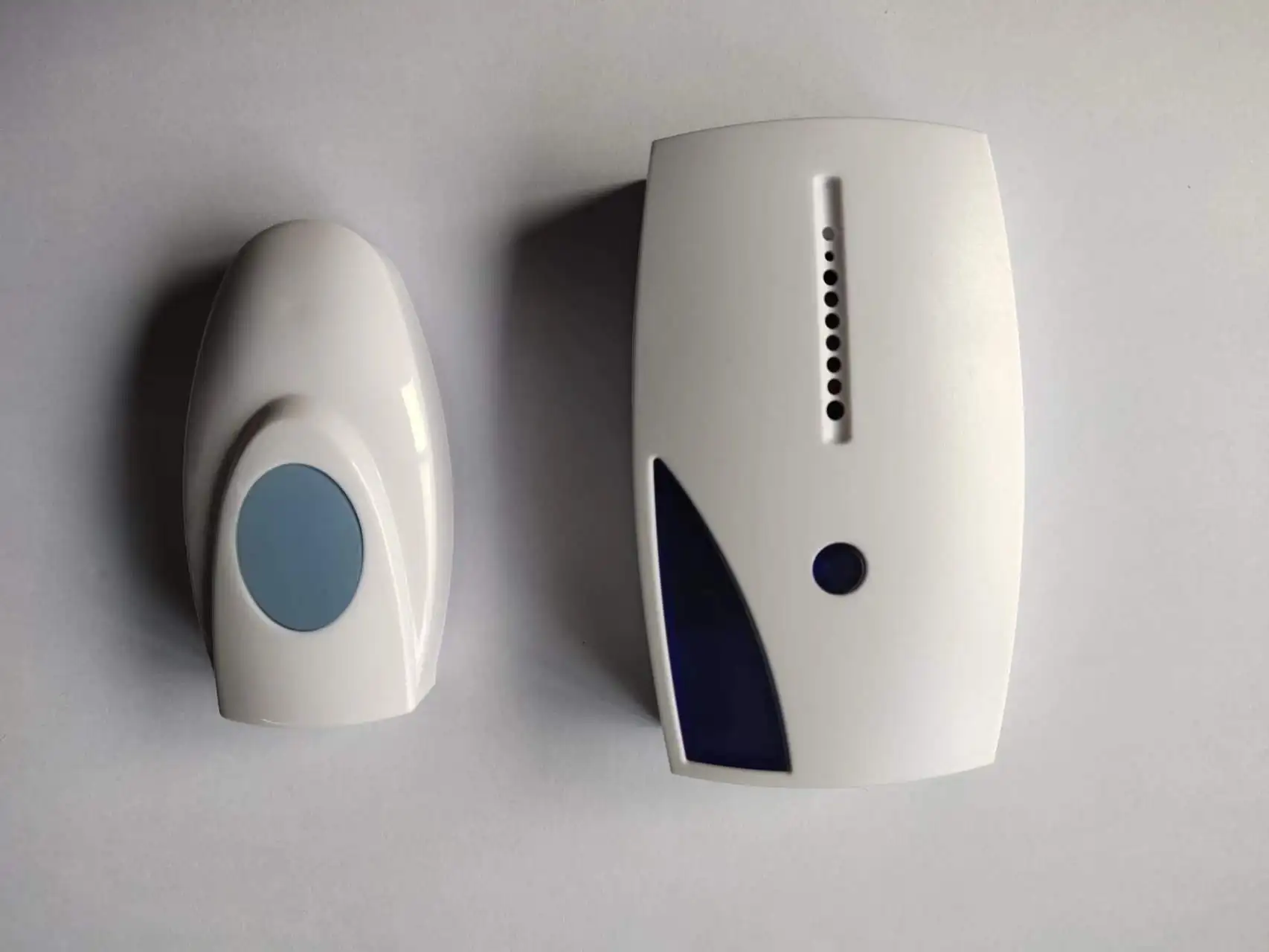 Push Button Type 12V Battery Operated Wireless Apartment Doorbell Wireless Ringtone For Home