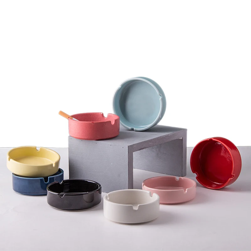 No minimum MOQ support OEM and ODM wholesale luxury designer custom logo ceramic car cigar ashtray outdoor for Office